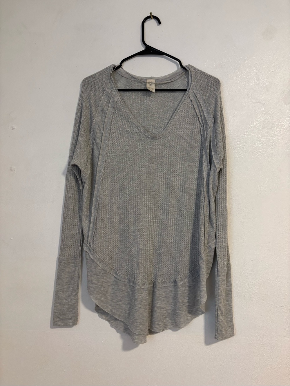 We The Free Heather Gray Waffle-Knit V-Neck Long Sleeve Top
